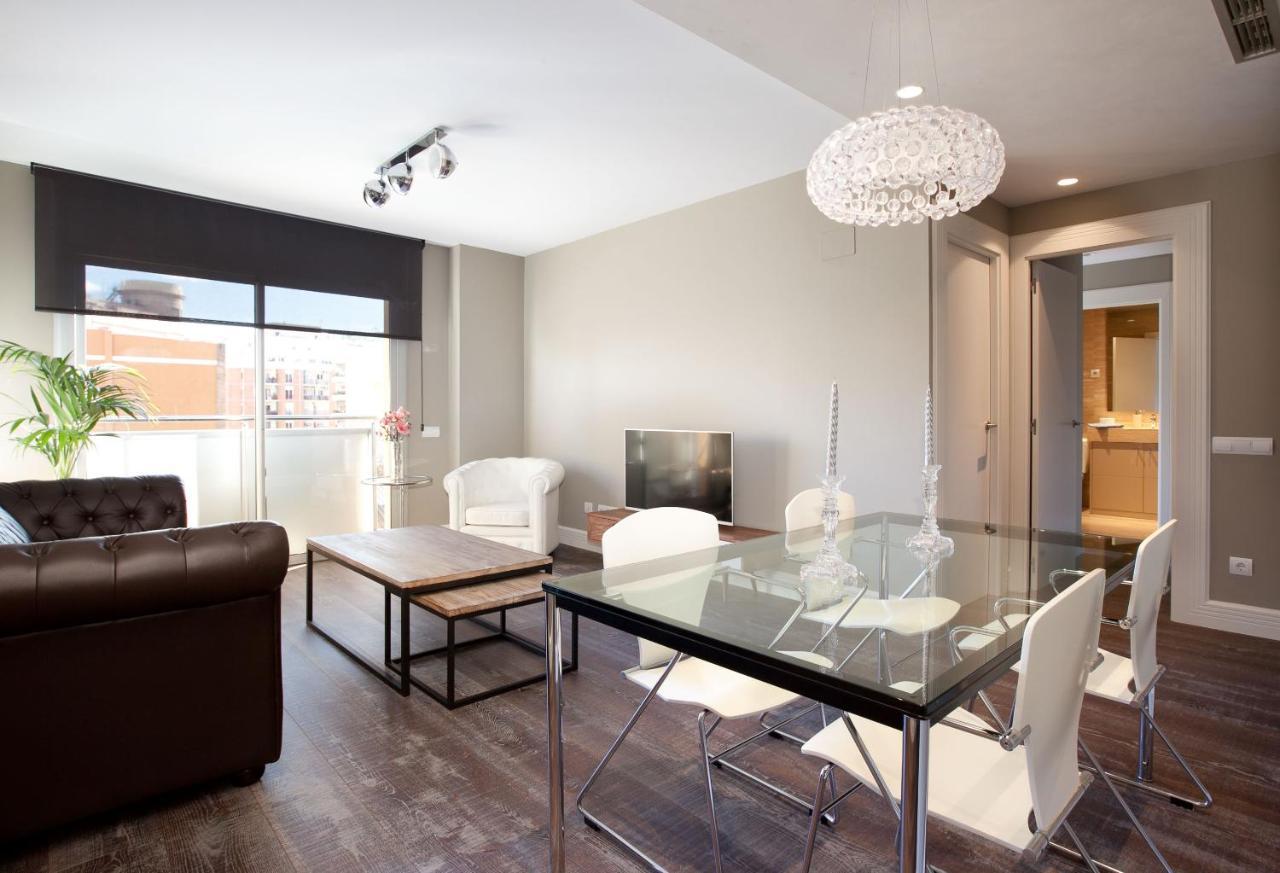 Апартаменты Calabria Luxury Барселона Экстерьер фото